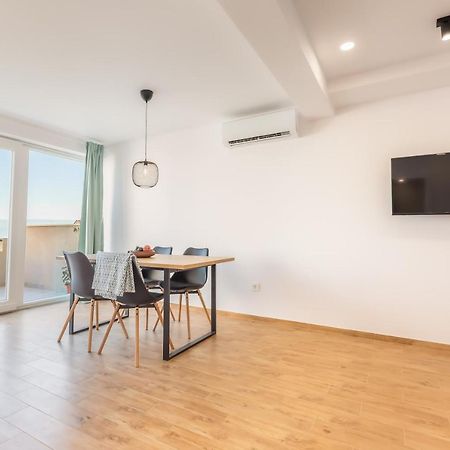Adris Apartments Omiš Eksteriør billede