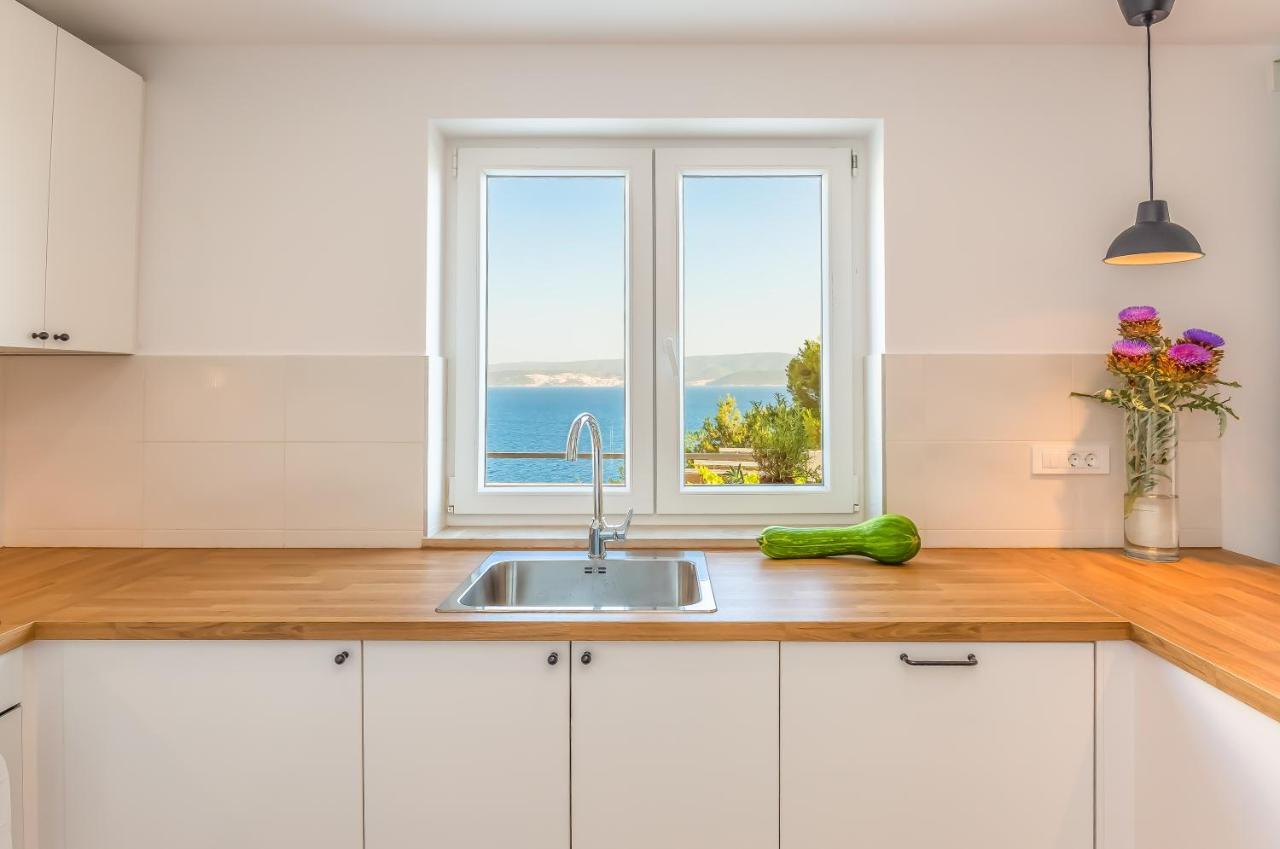 Adris Apartments Omiš Eksteriør billede