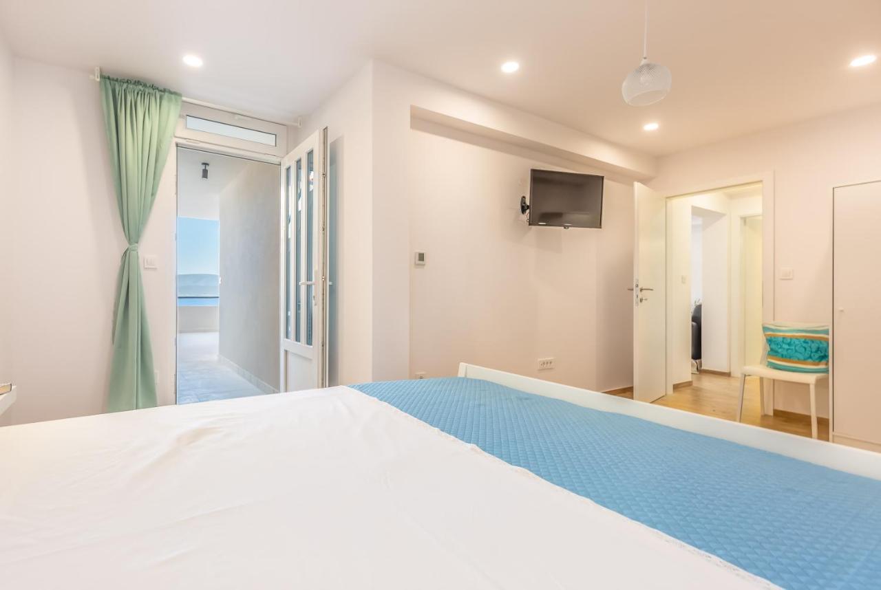 Adris Apartments Omiš Eksteriør billede